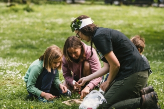 Emily Bacon of Wildlife Champions project with children