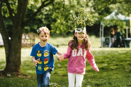 Children making wild head dresses at 30 Days Wild event