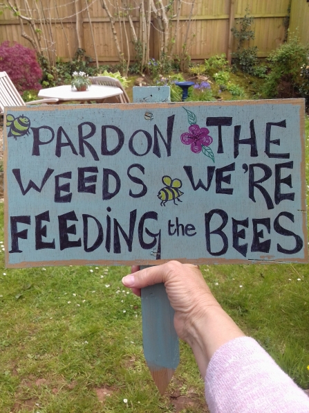 bees sign